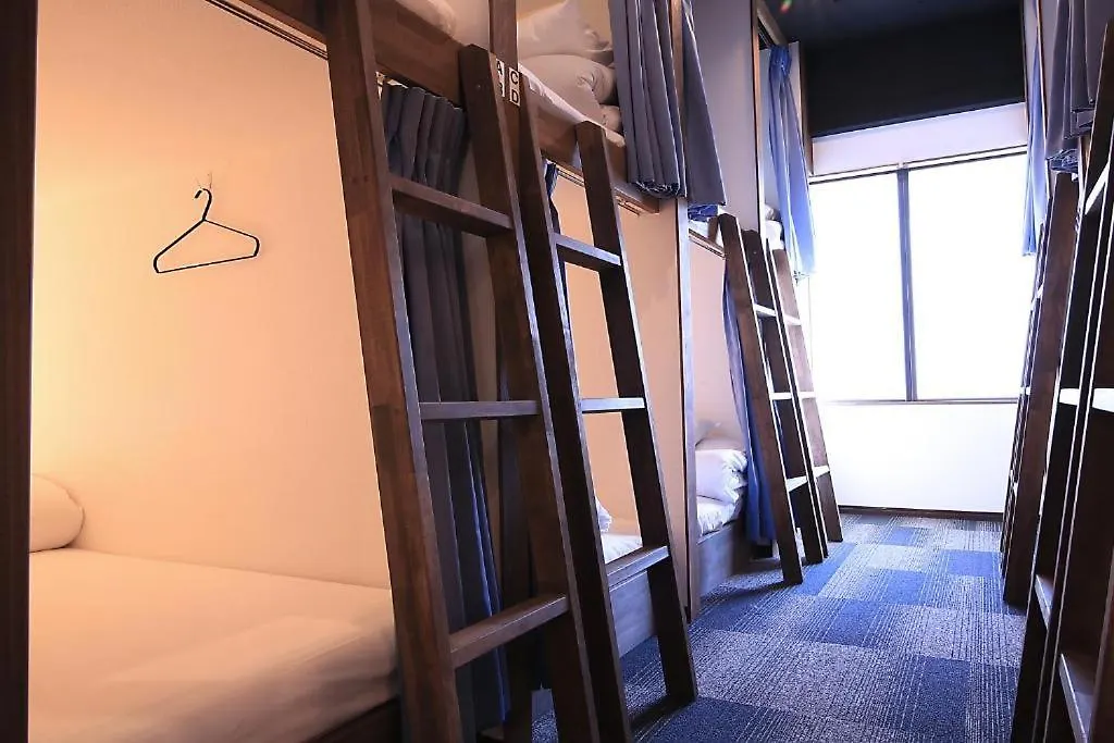 Bee-Hive Sugamo - Male Only Hostel Tokyo 0*,