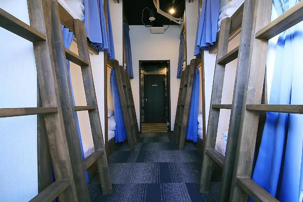 Bee-Hive Sugamo - Male Only Hostel Tokyo